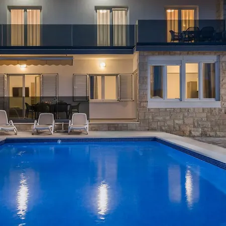 Apartments Apollo Trogir Exterior photo