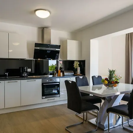 Apartments Apollo Trogir Exterior photo